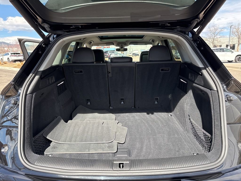 Used 2023 Audi Q5 2.0T Premium w/ Convenience Package image 25