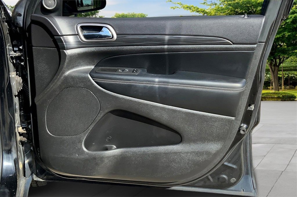 Used 2021 Jeep Grand Cherokee Freedom Edition image 27