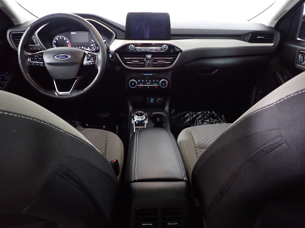 Used 2021 Ford Escape SE w/ Cold Weather Package FWD image 29