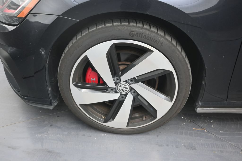 Used 2018 Volkswagen GTI Autobahn FWD image 9