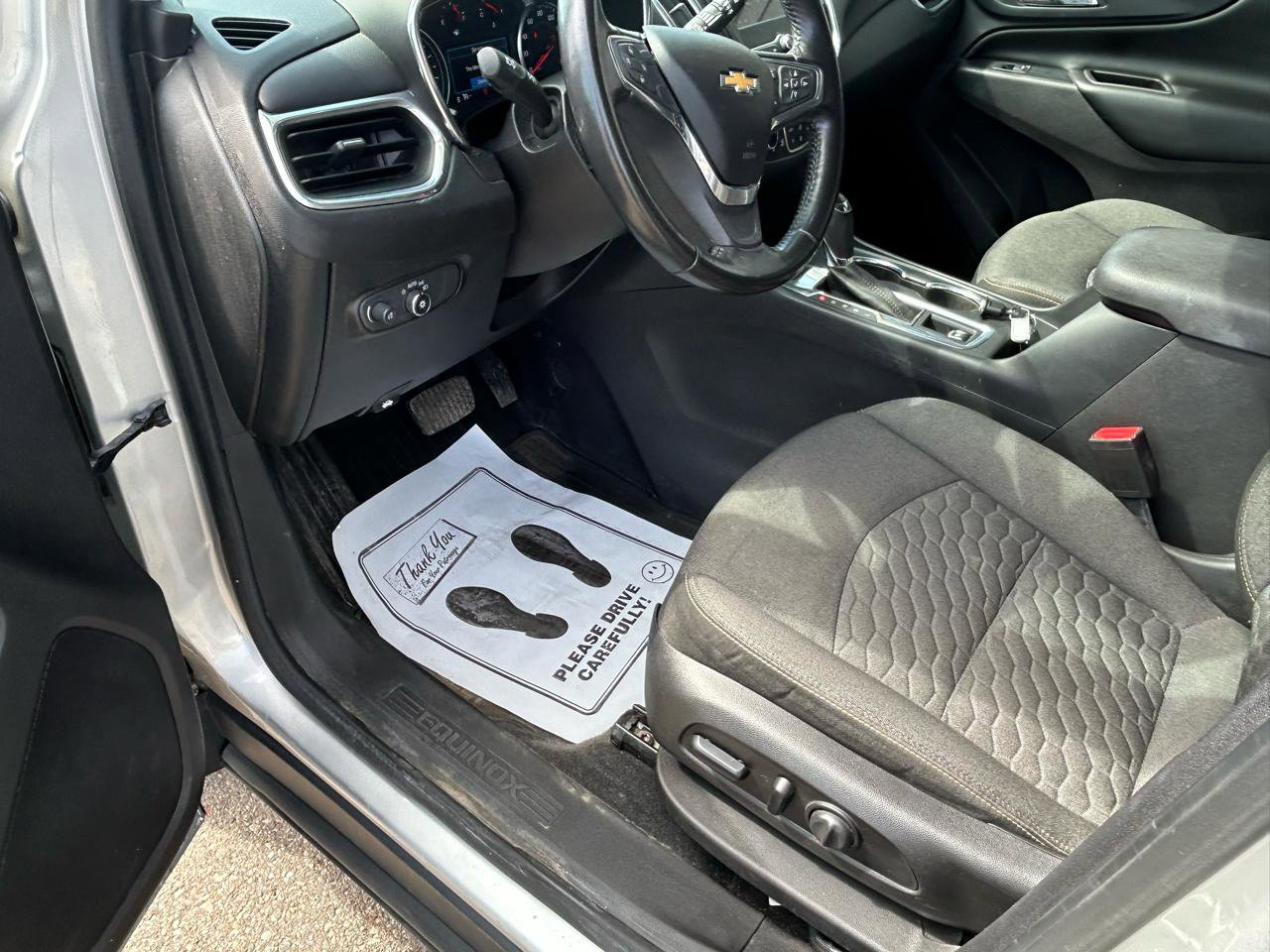 Used 2019 Chevrolet Equinox LT AWD/4WD image 10