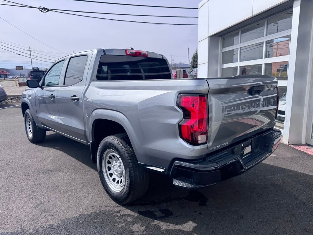 Used 2023 Chevrolet Colorado W/T RWD image 3