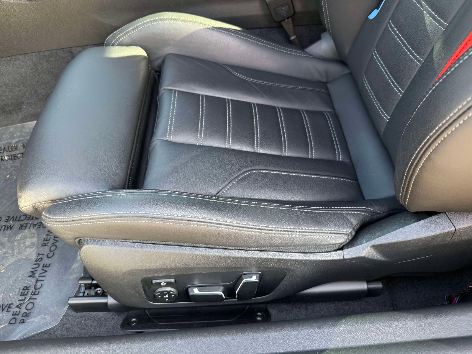 Used 2024 BMW M2 w/ Lighting Package image 33