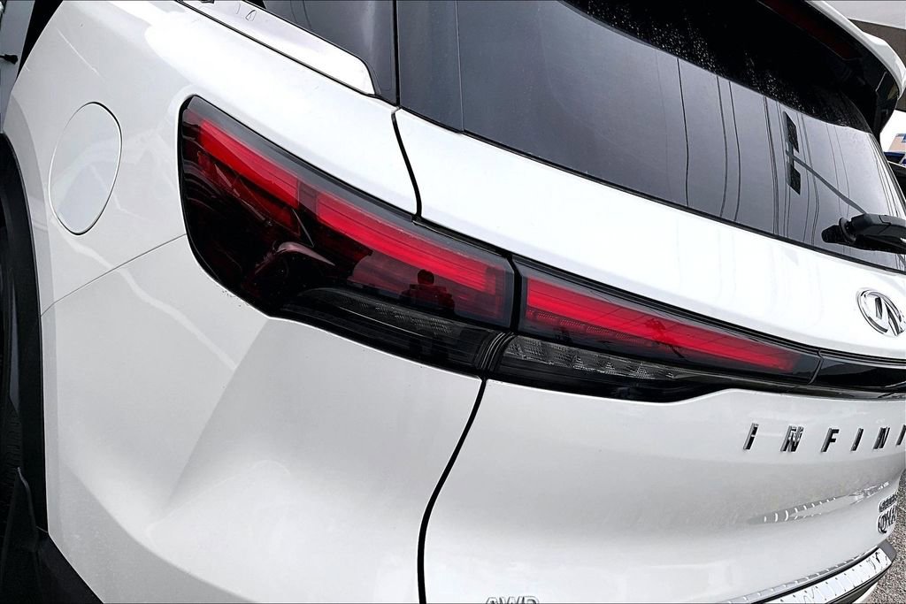 Certified 2025 INFINITI QX60 Luxe w/ Vision Package image 43