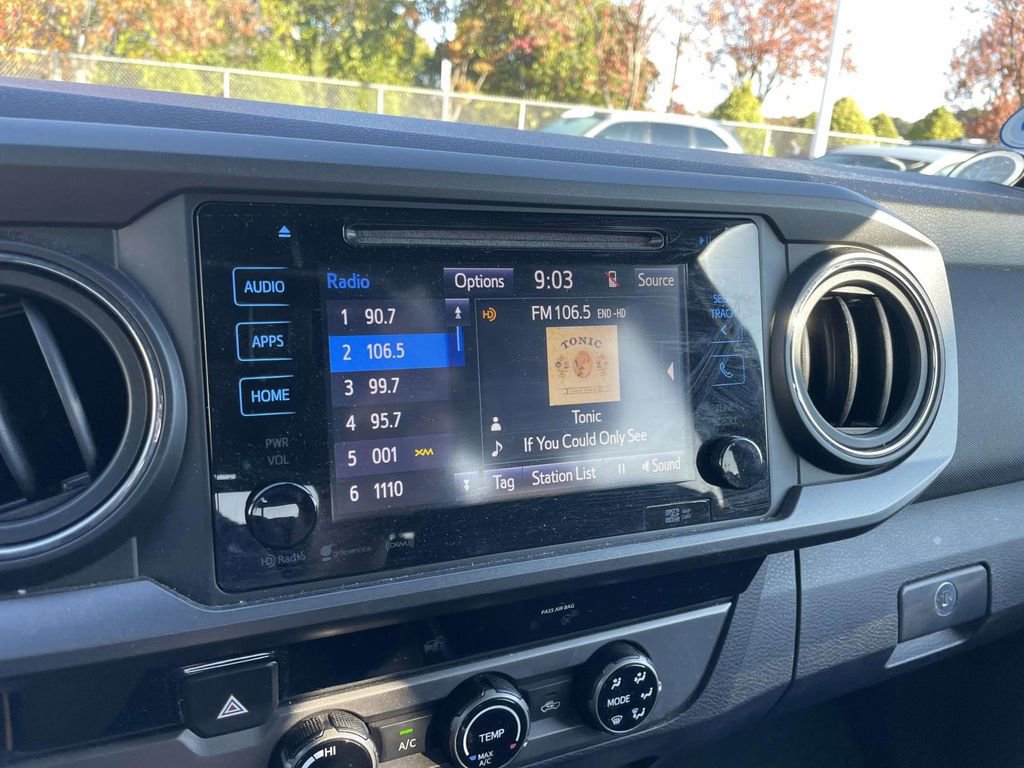 Used 2018 Toyota Tacoma TRD Sport image 36