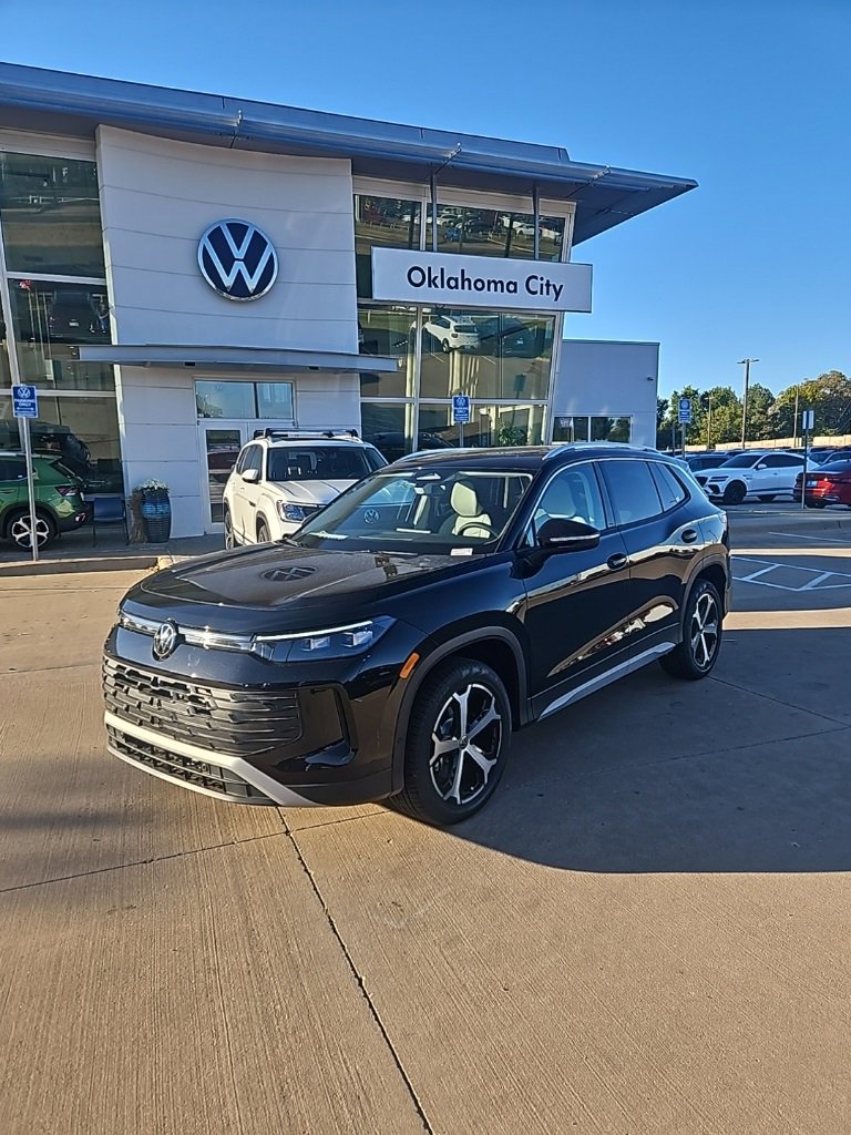 New 2025 Volkswagen Tiguan SE
