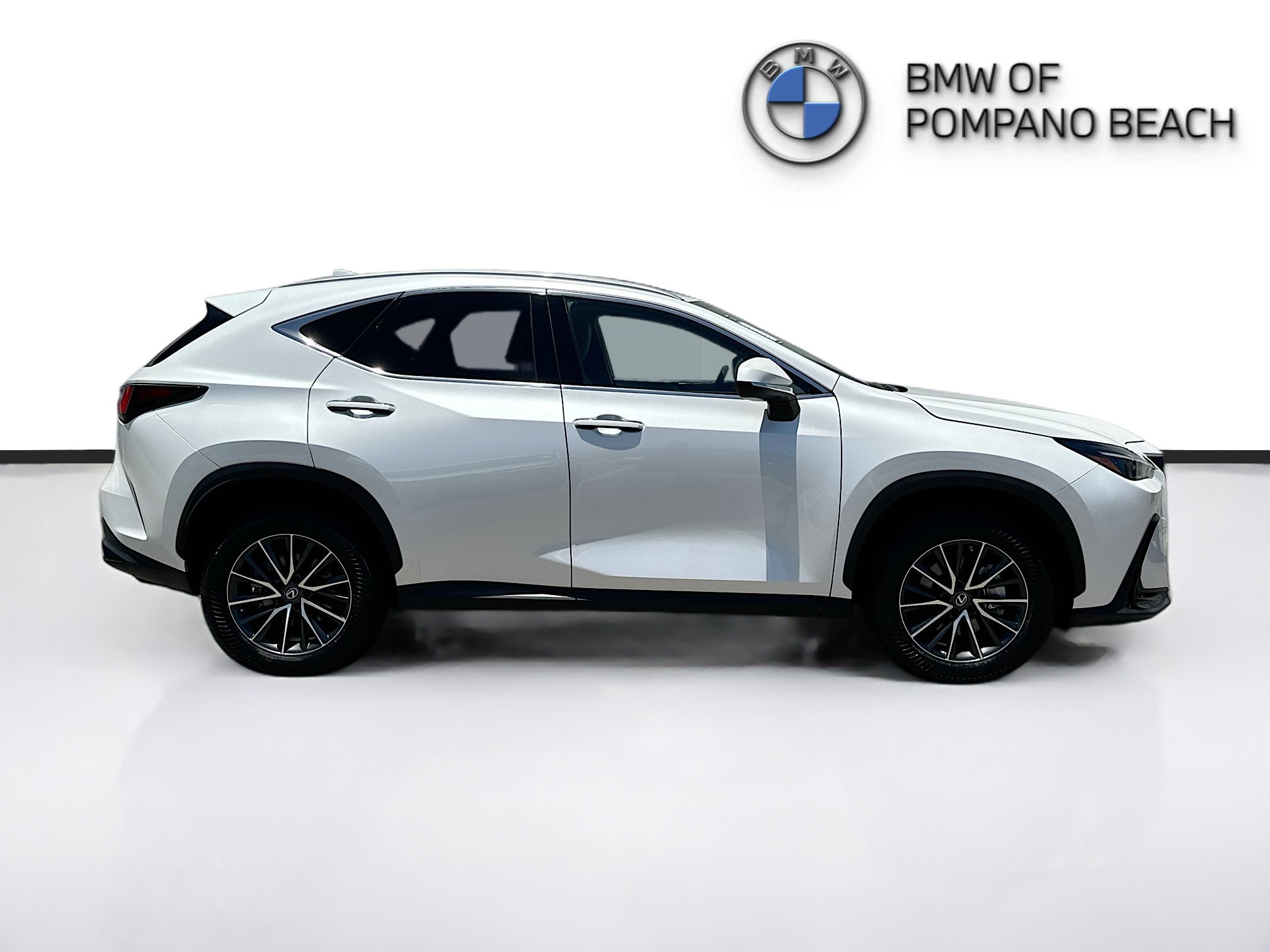 Used 2023 Lexus NX 350 AWD image 8
