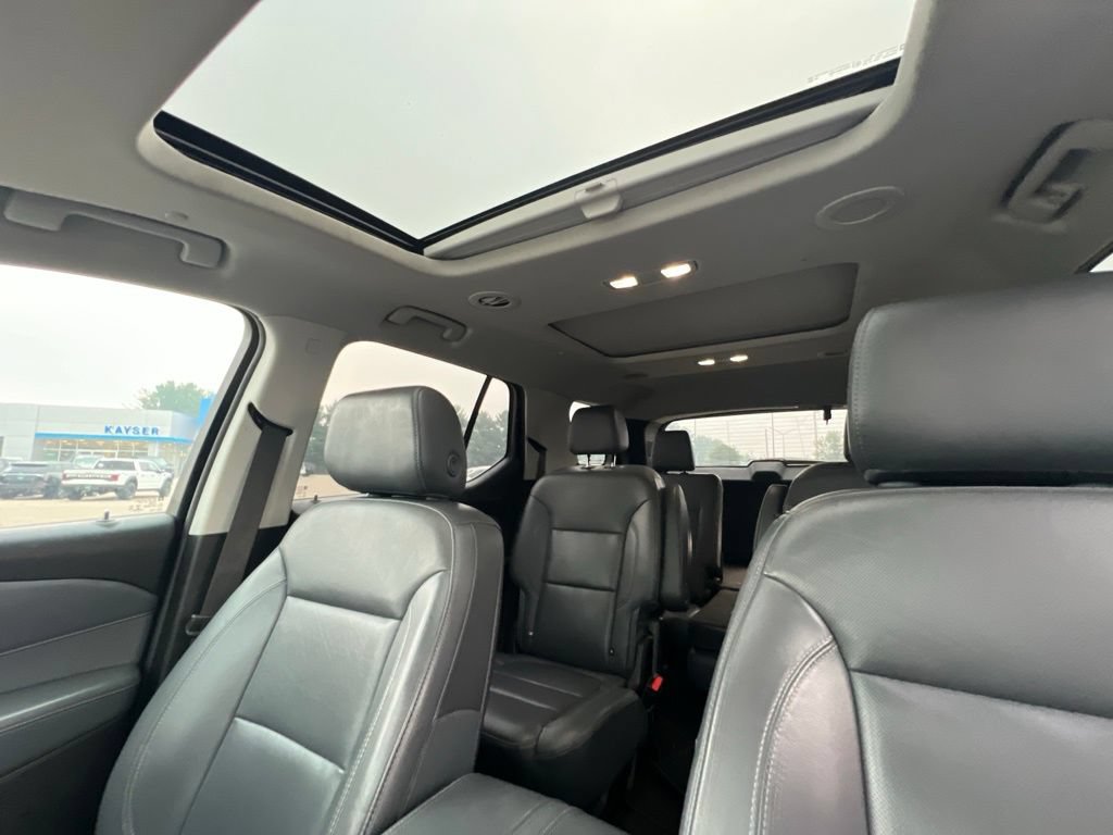 Certified 2021 Chevrolet Traverse Premier AWD/4WD image 19