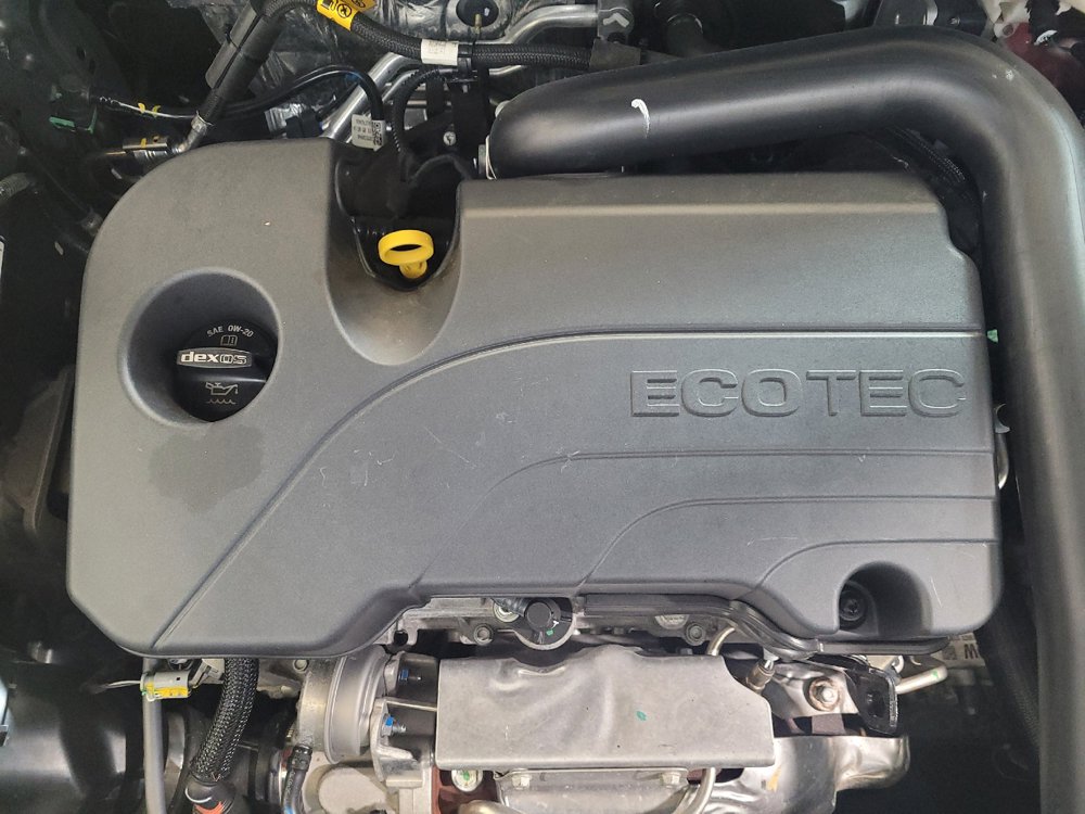 Used 2024 Chevrolet Equinox LT w/ LPO, Floor Liner Package FWD image 30
