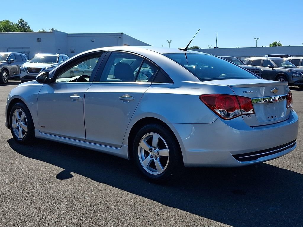 Used 2014 Chevrolet Cruze LT w/ All-Star Edition FWD image 4