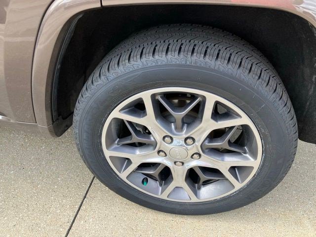 Certified 2020 Jeep Grand Cherokee Overland AWD/4WD image 26