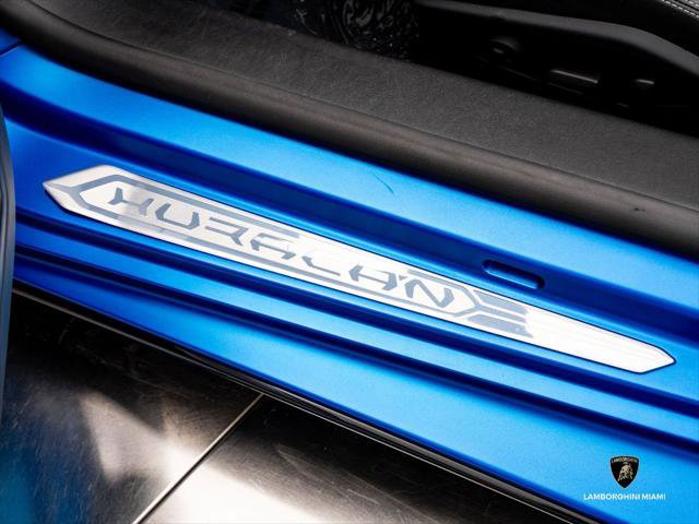 Used 2023 Lamborghini Huracan EVO RWD image 26