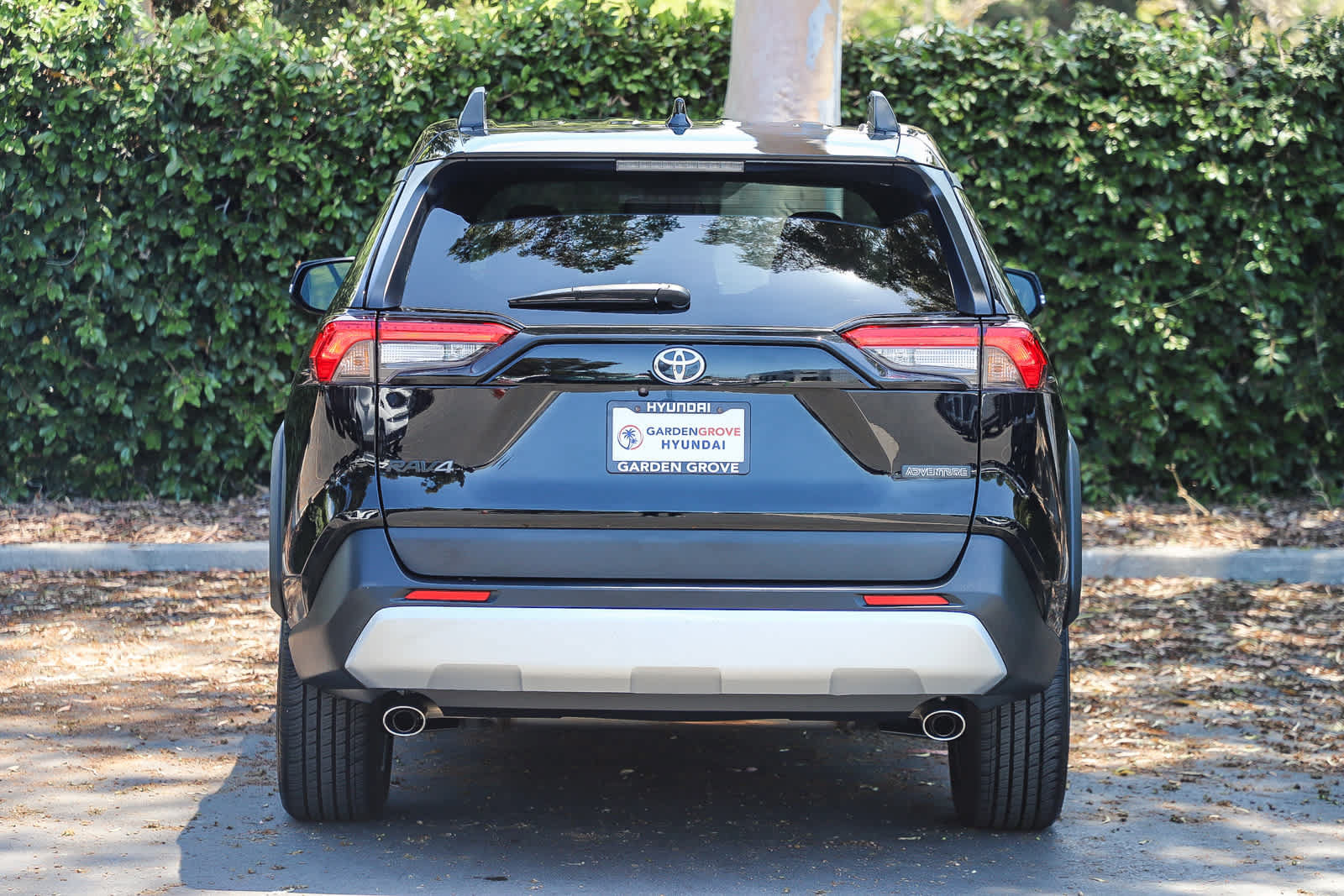 Used 2024 Toyota RAV4 Adventure AWD/4WD image 7