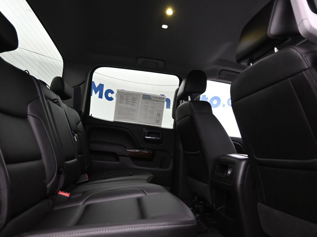 Used 2017 GMC Sierra 1500 SLT w/ SLT Premium Package image 9