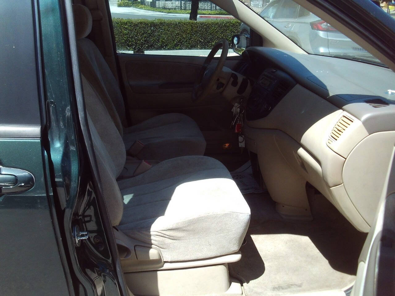 Used 2003 MAZDA MPV LX FWD image 24