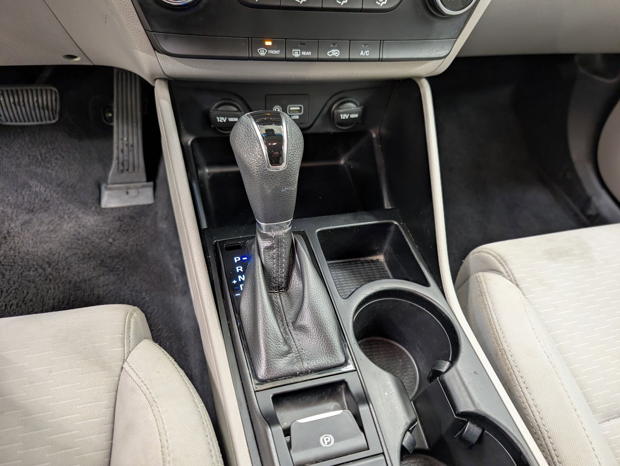 Used 2019 Hyundai Tucson SE image 18