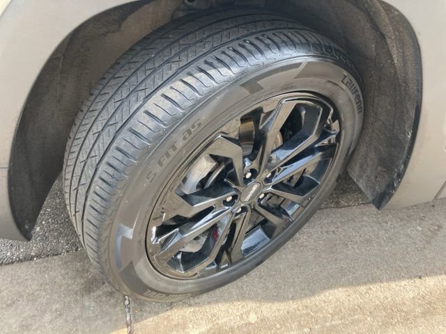 Used 2021 GMC Terrain SLT w/ Elevation Edition image 45