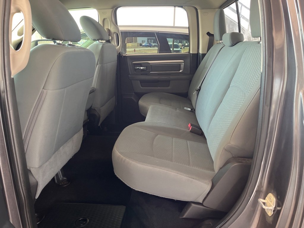 Used 2017 RAM 1500 Classic SLT image 12