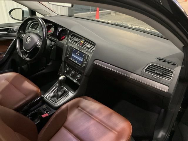 Used 2017 Volkswagen Golf Alltrack SE image 21
