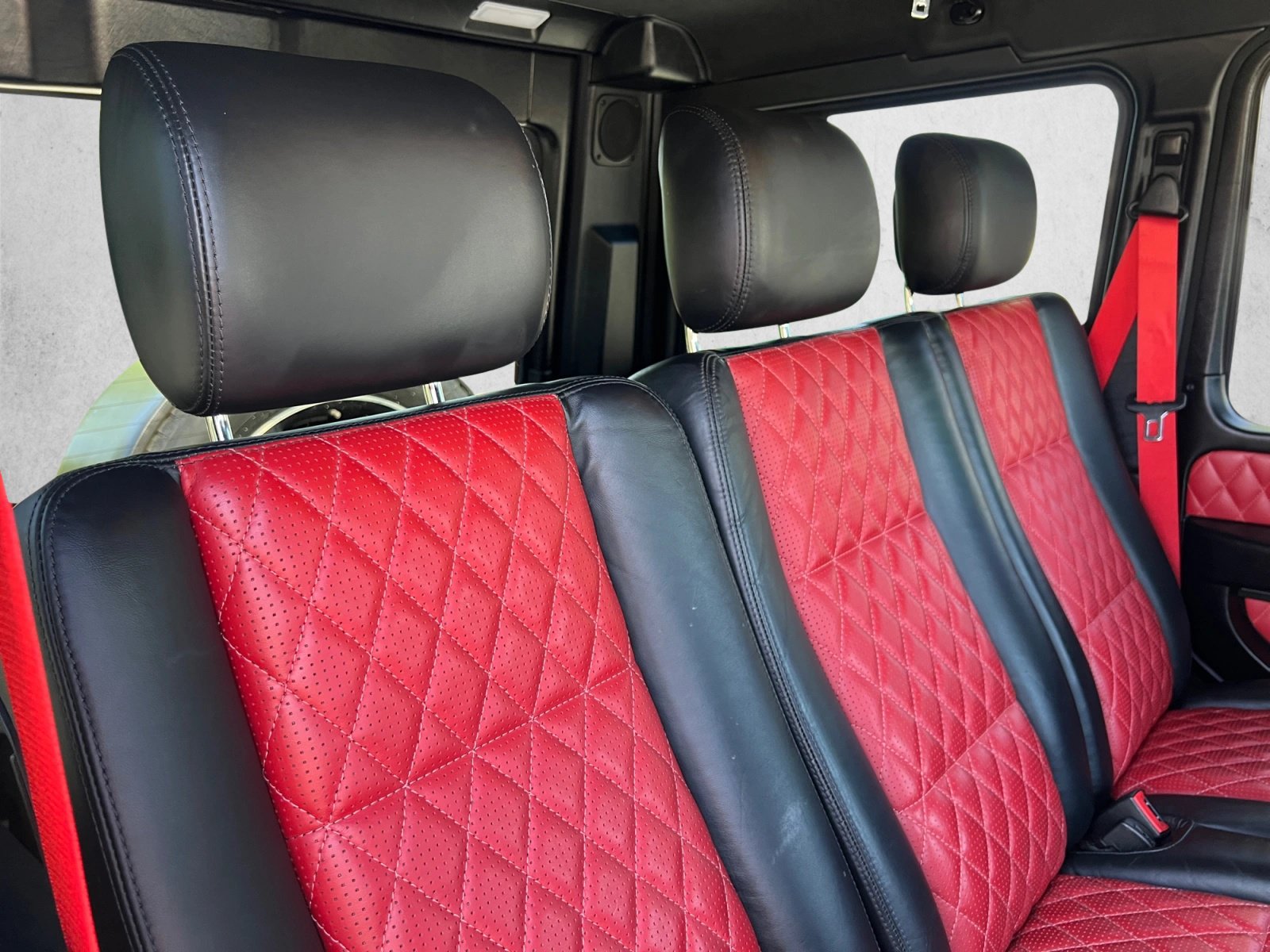 Certified 2017 Mercedes-Benz G 63 AMG 4MATIC image 24