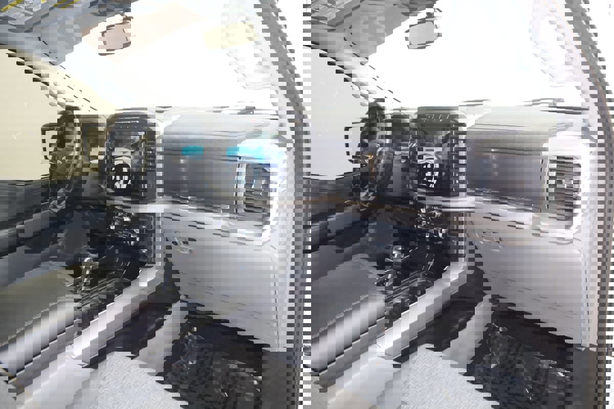 Used 2022 Ford F150 Lightning XLT w/ Tow Technology Package image 39