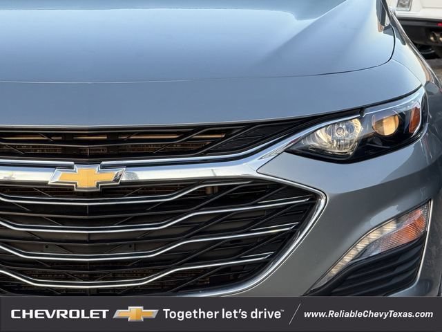 Used 2023 Chevrolet Malibu LT FWD image 4