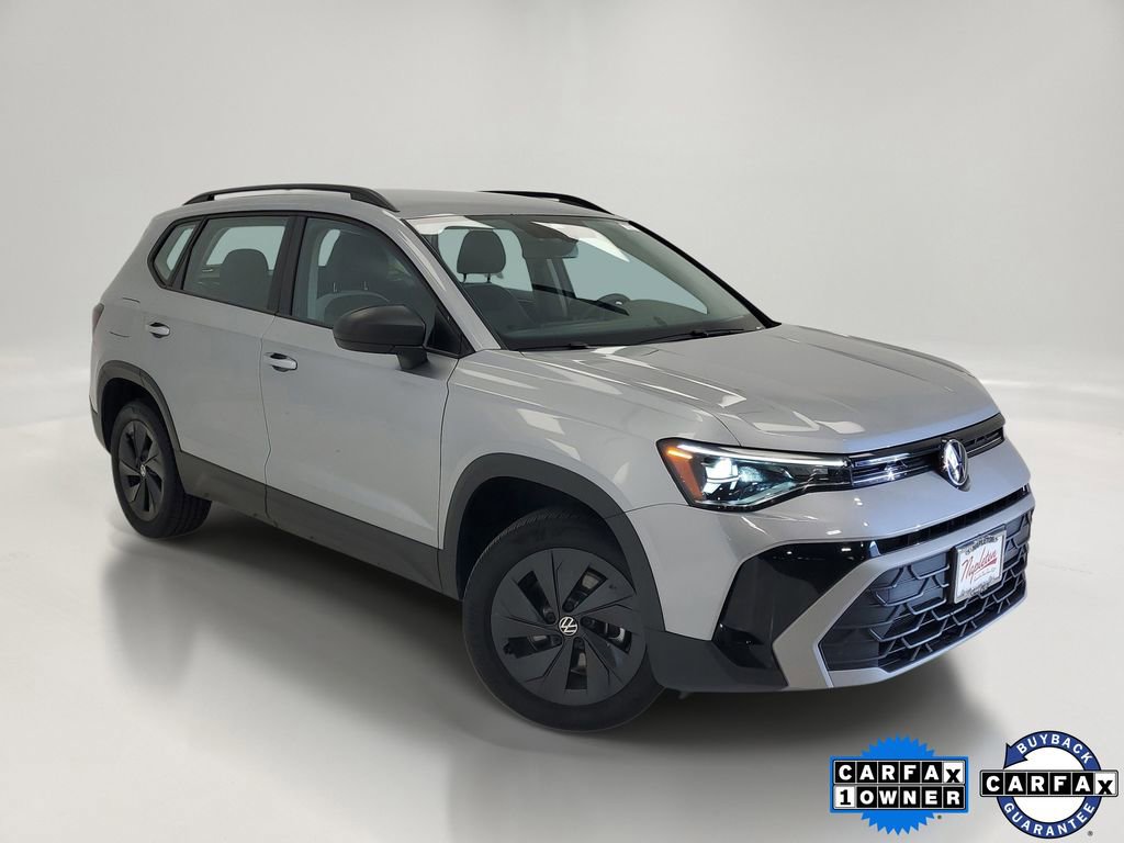 Used 2025 Volkswagen Taos S FWD image 1