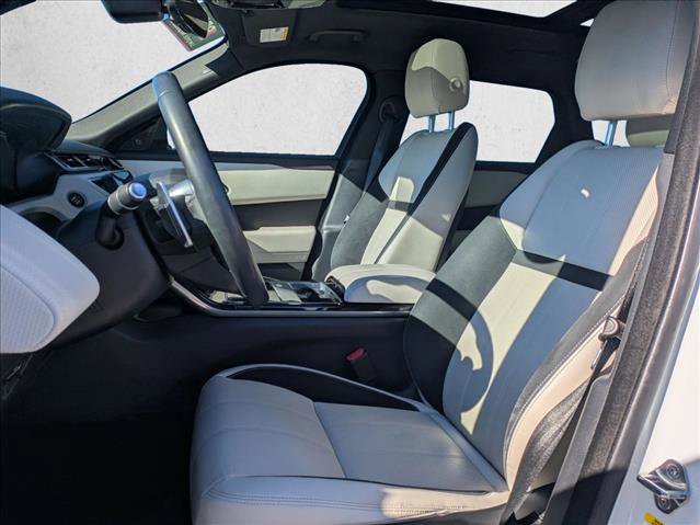 Used 2020 Land Rover Range Rover Velar R-Dynamic S image 16