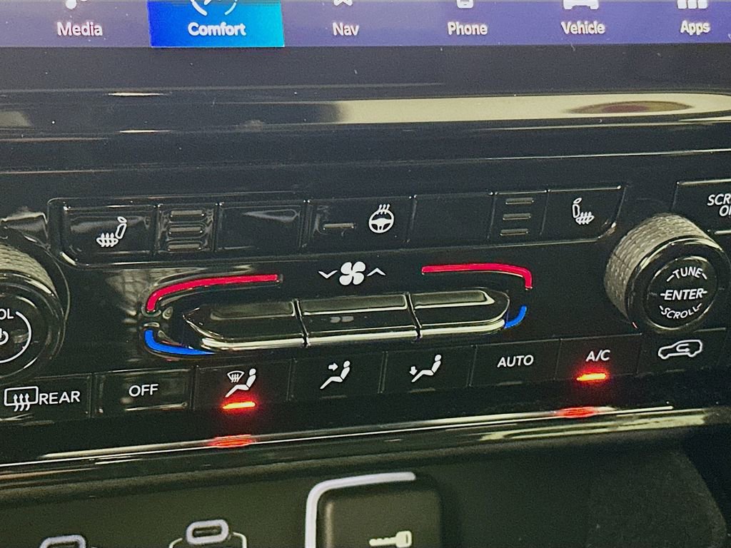 Certified 2022 Jeep Grand Cherokee L Limited image 29