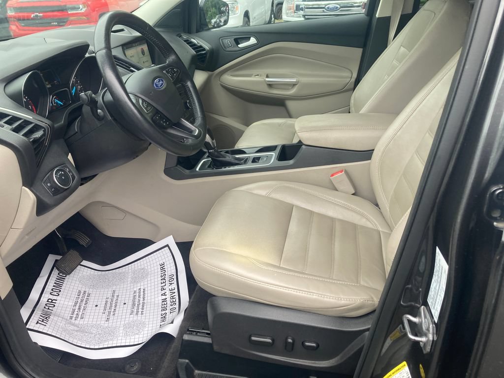 Used 2018 Ford Escape SEL AWD/4WD image 12