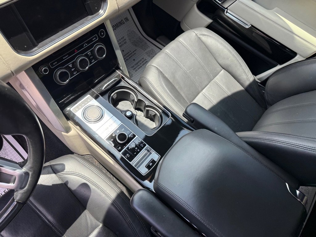 Used 2015 Land Rover Range Rover Supercharged image 48