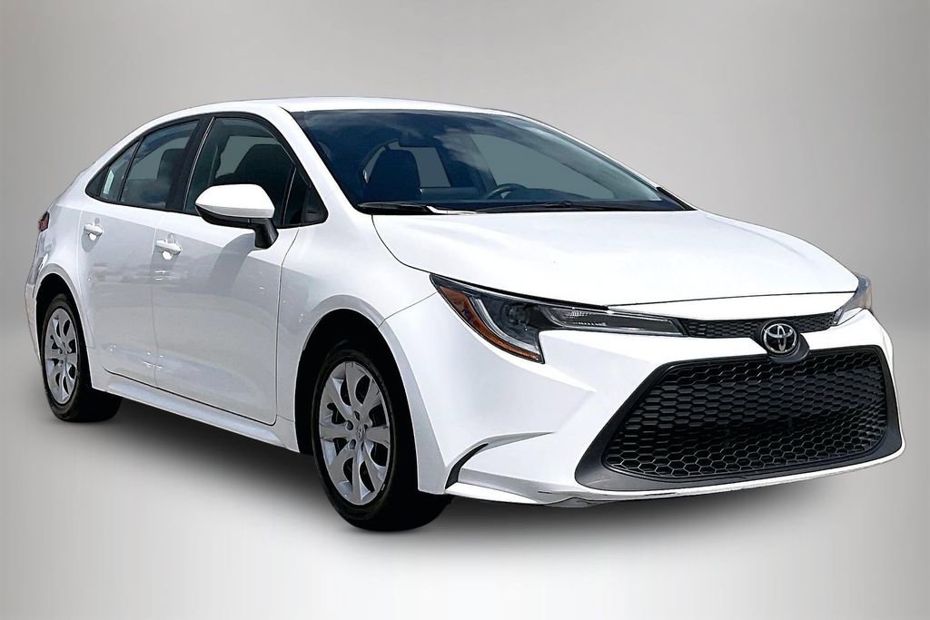 Used 2022 Toyota Corolla LE FWD image 1