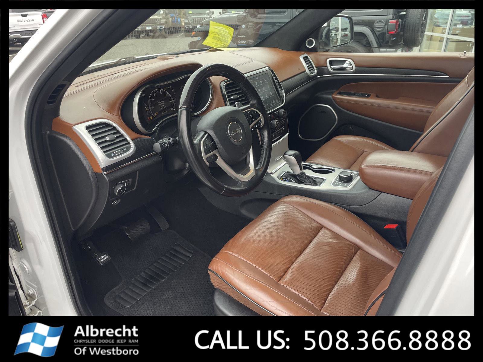 Used 2021 Jeep Grand Cherokee Summit w/ Platinum Series Group image 9