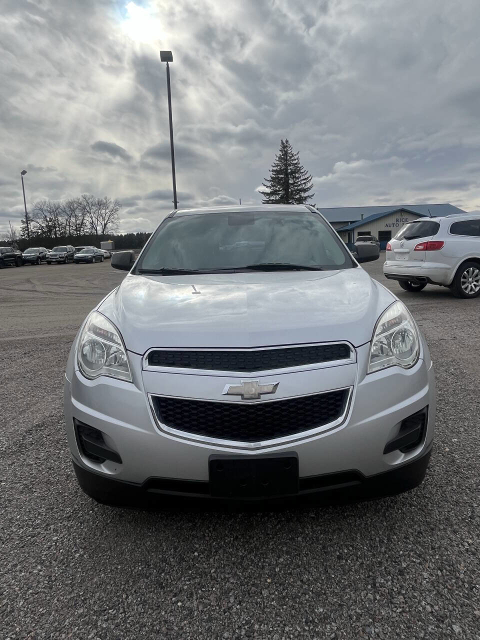 Used 2014 Chevrolet Equinox LS image 2