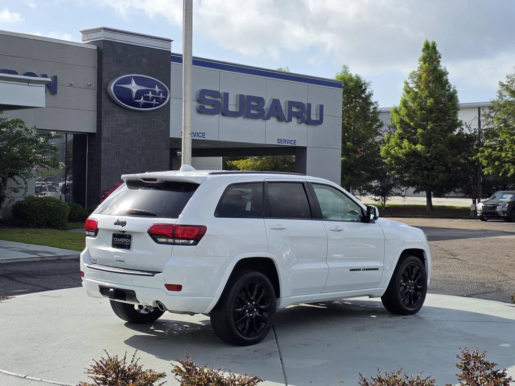 Used 2021 Jeep Grand Cherokee Laredo X RWD image 5
