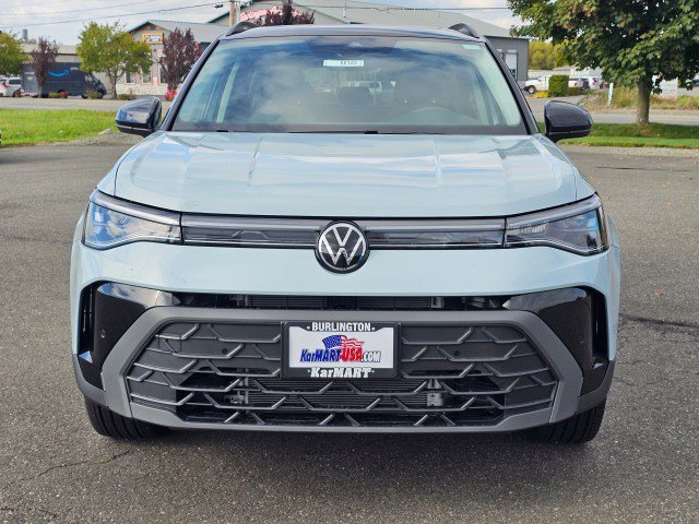 New 2027 Volkswagen Taos SE AWD/4WD image 8