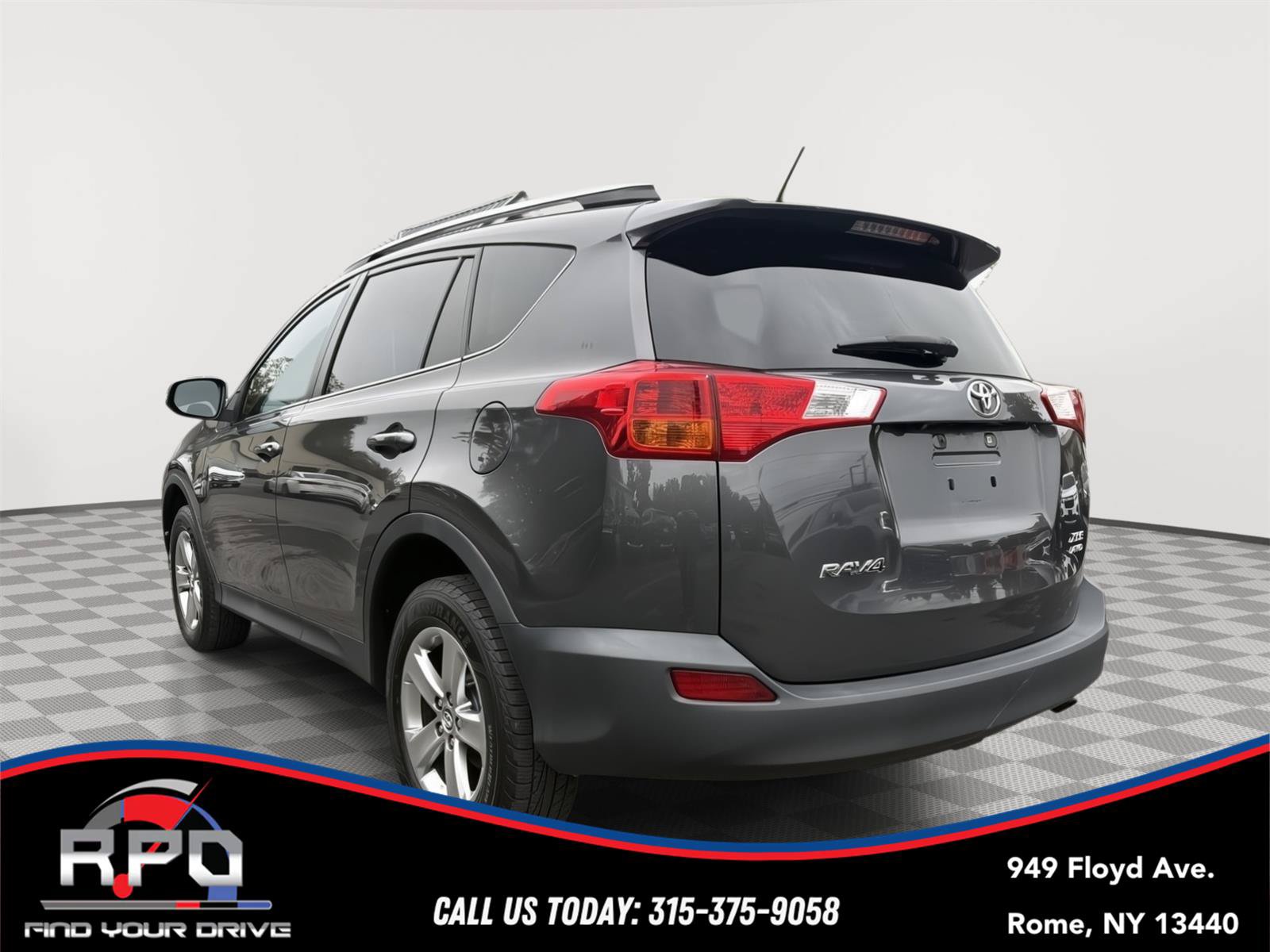 Used 2015 Toyota RAV4 XLE AWD/4WD image 3