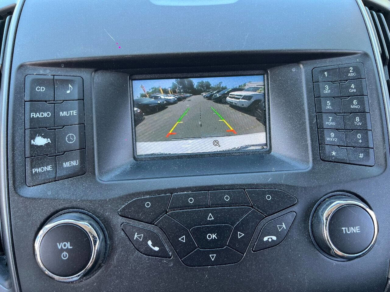 Used 2015 Ford Edge SE image 16