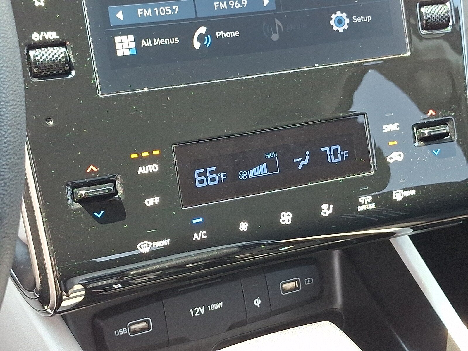 Certified 2024 Hyundai Tucson SEL AWD/4WD image 15