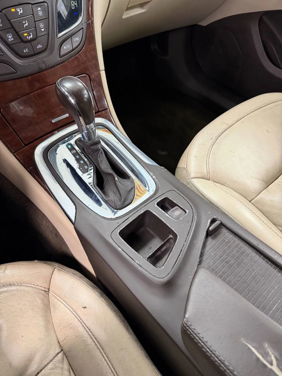 Used 2016 Buick Regal Sedan 4D FWD image 19