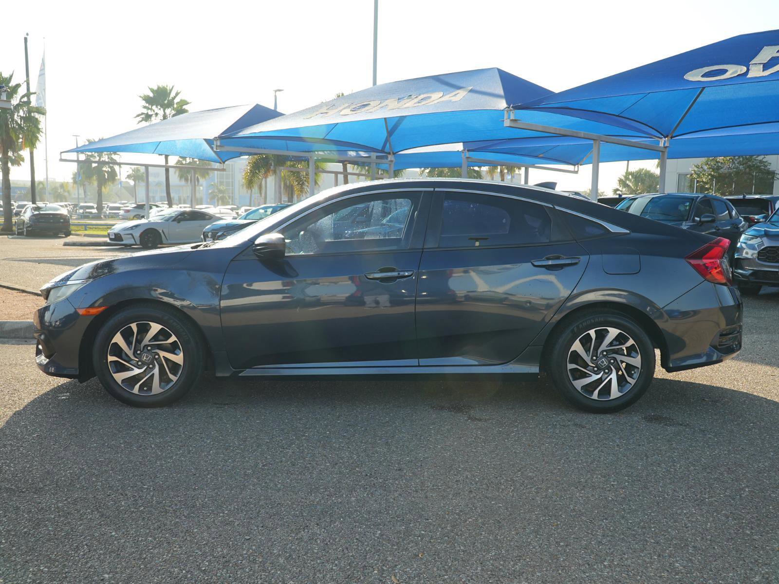 Used 2018 Honda Civic EX image 10