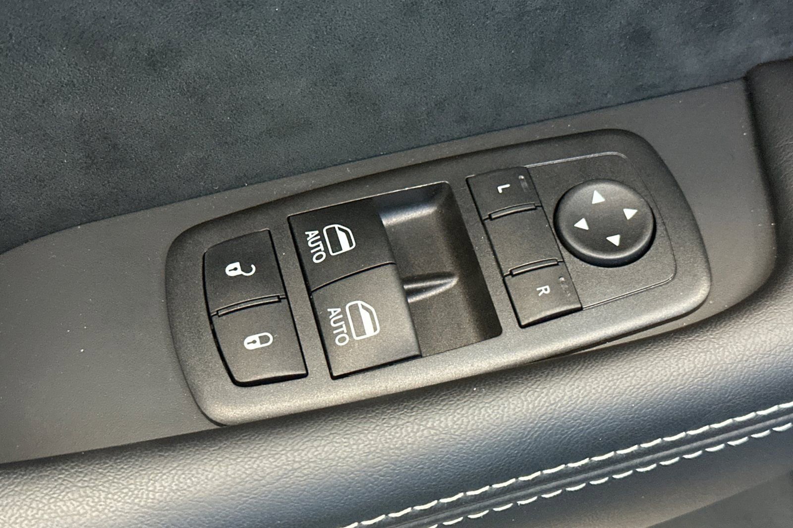 Used 2023 Dodge Challenger SRT Hellcat Redeye RWD image 12
