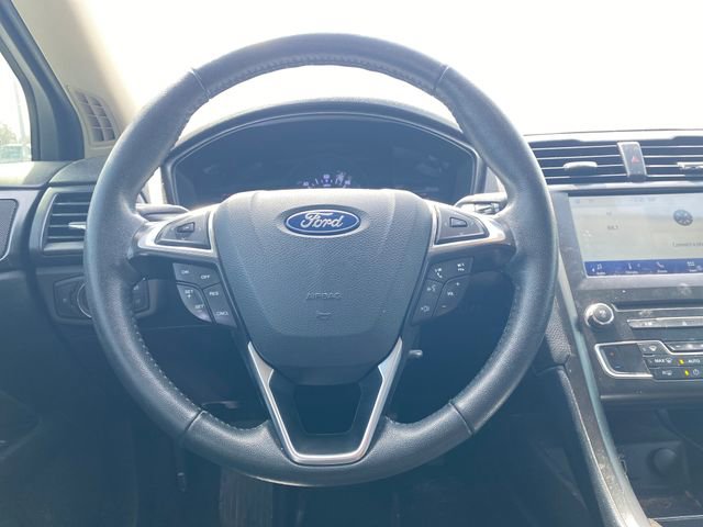 Used 2018 Ford Fusion SE w/ Equipment Group 601A FWD image 22