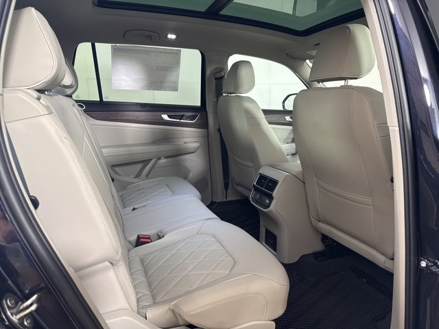 New 2026 Volkswagen Atlas SEL Premium R-Line image 5