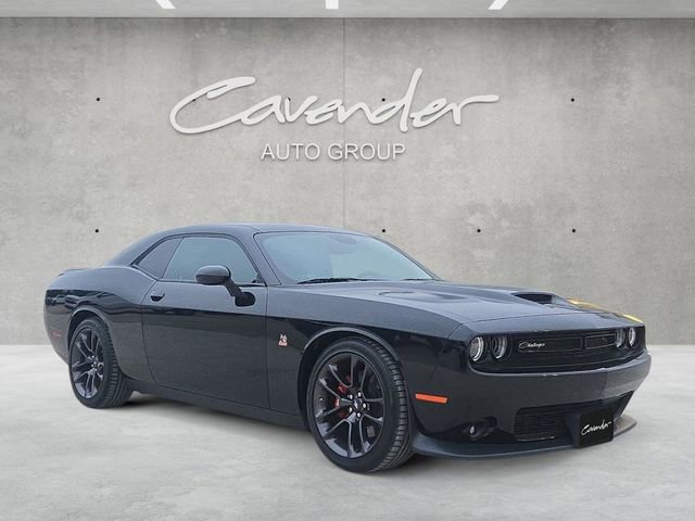 Used 2020 Dodge Challenger R/T Scat Pack image 2