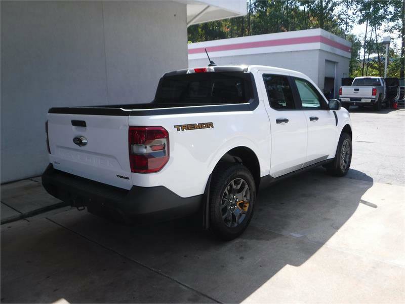 Used 2023 Ford Maverick Tremor image 3