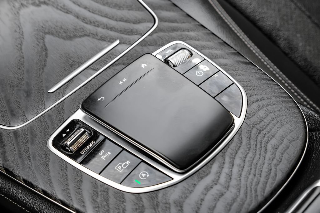 Used 2021 Mercedes-Benz E 350 4MATIC Sedan w/ Premium Package image 26