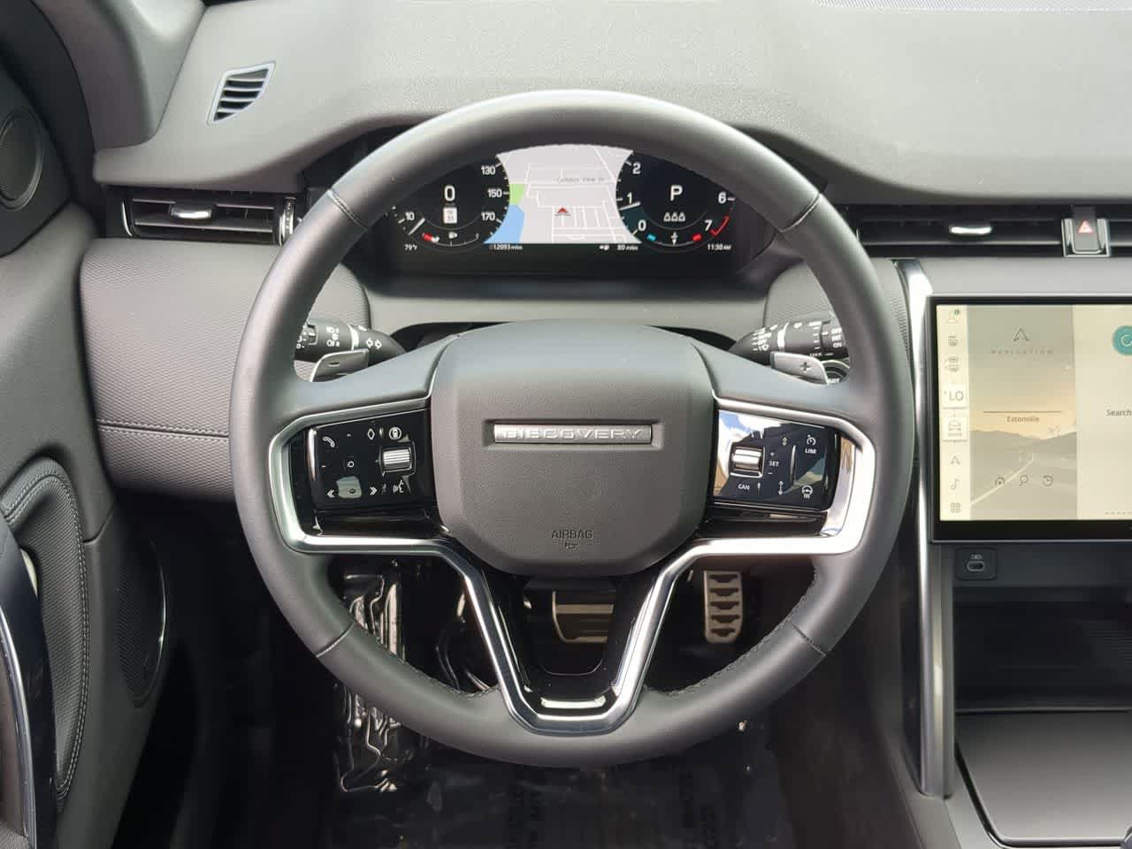 Certified 2025 Land Rover Discovery Sport Dynamic SE AWD/4WD image 23