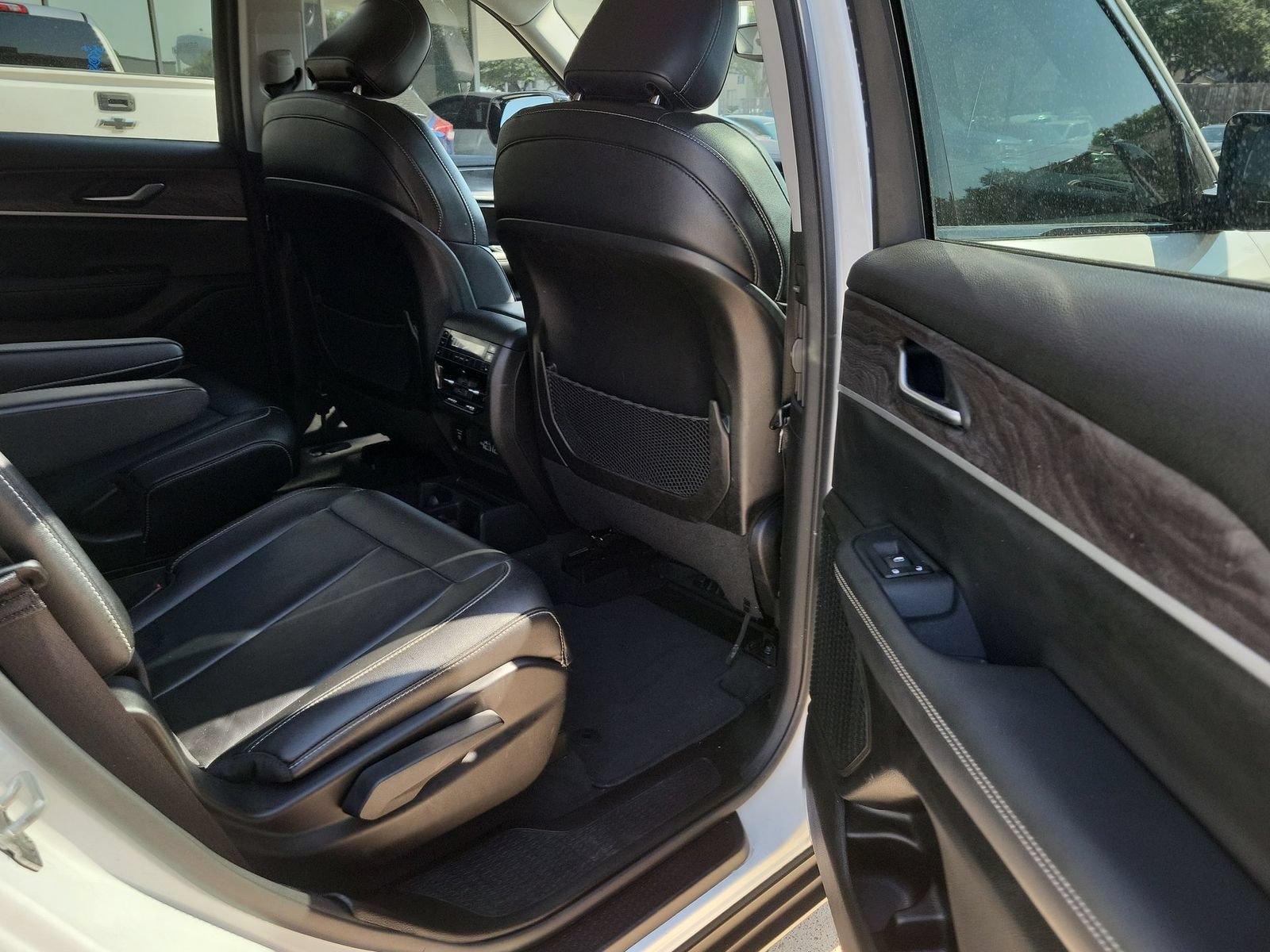 Used 2023 Jeep Grand Cherokee L Limited RWD image 26