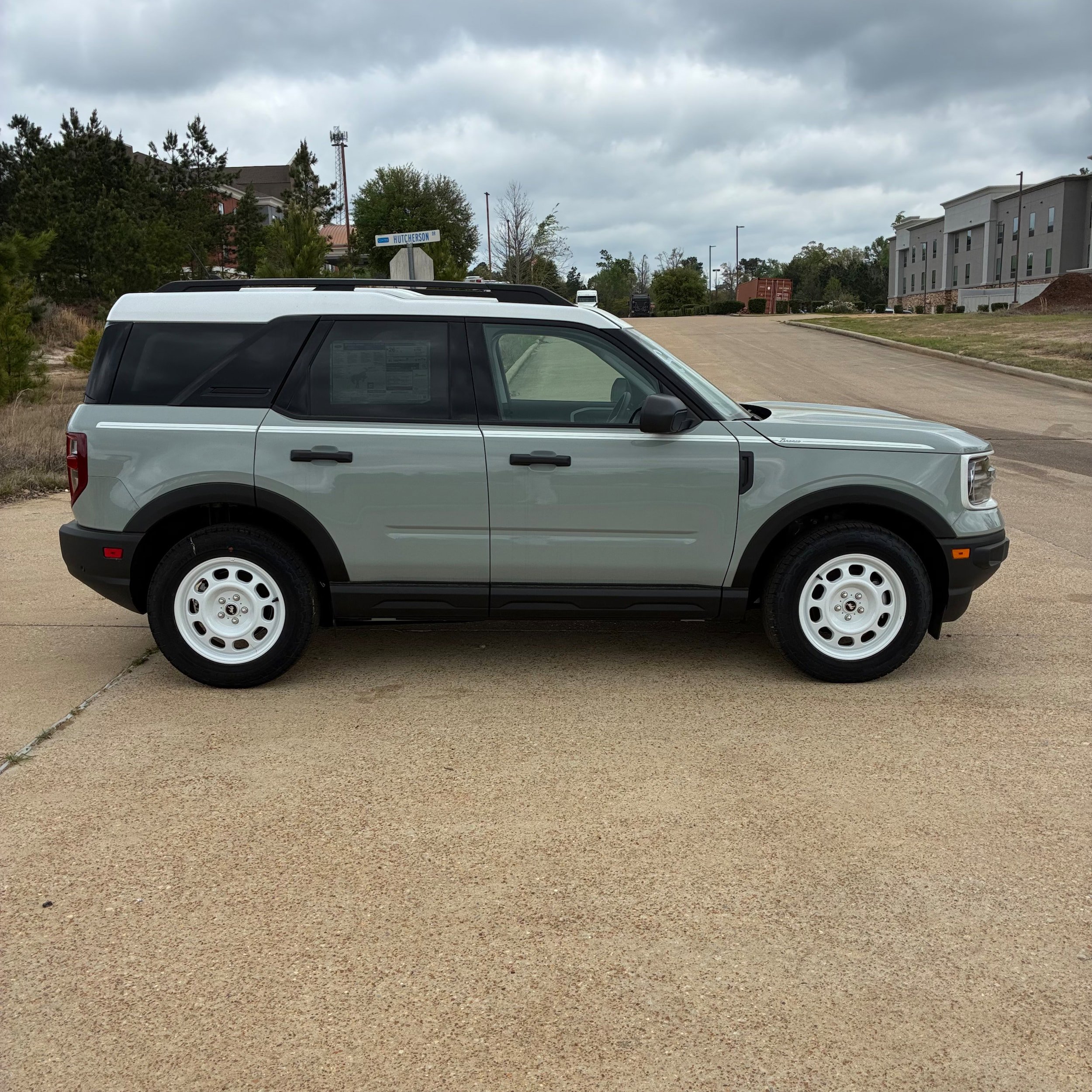 New 2024 Ford Bronco Sport Heritage w/ Heritage Convenience Package AWD/4WD image 34